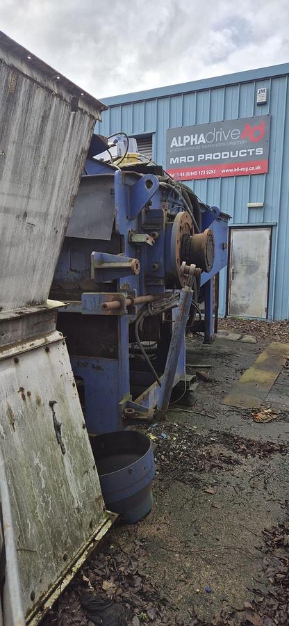 Used 2020  Heavy Duty Single-shaft Shredder