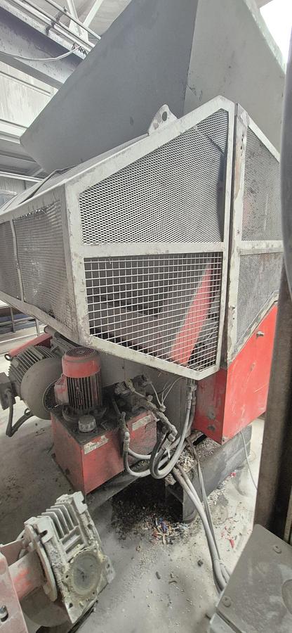 Used Lindner Shredder