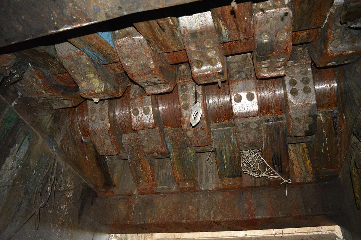 Used 2008 CFI BF 3008 Industrial Twin-shaft Shredder