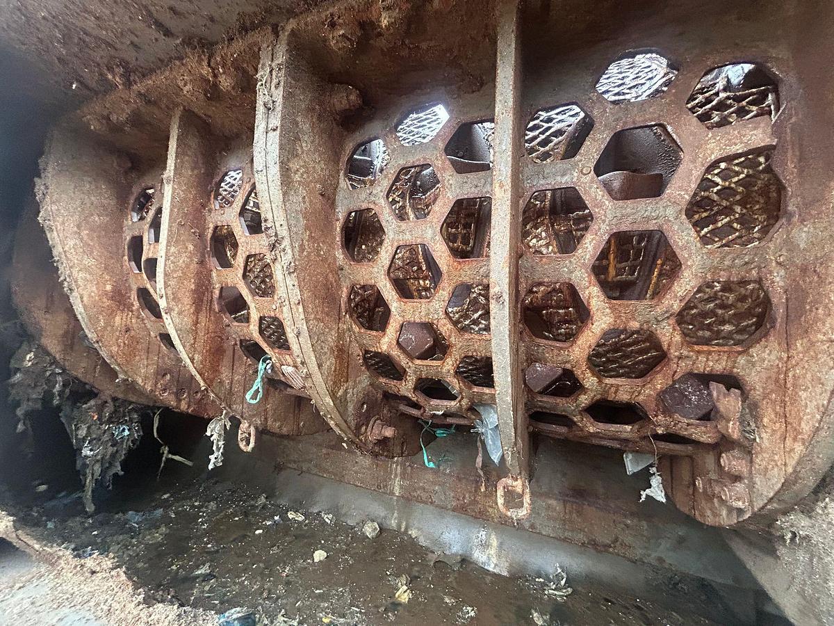 Used 2024 Untha XR3000C Tracked Single-shaft Shredder