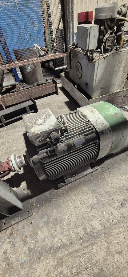 Used 2005 Vecoplan VAZ 1800 Single-shaft Shredder