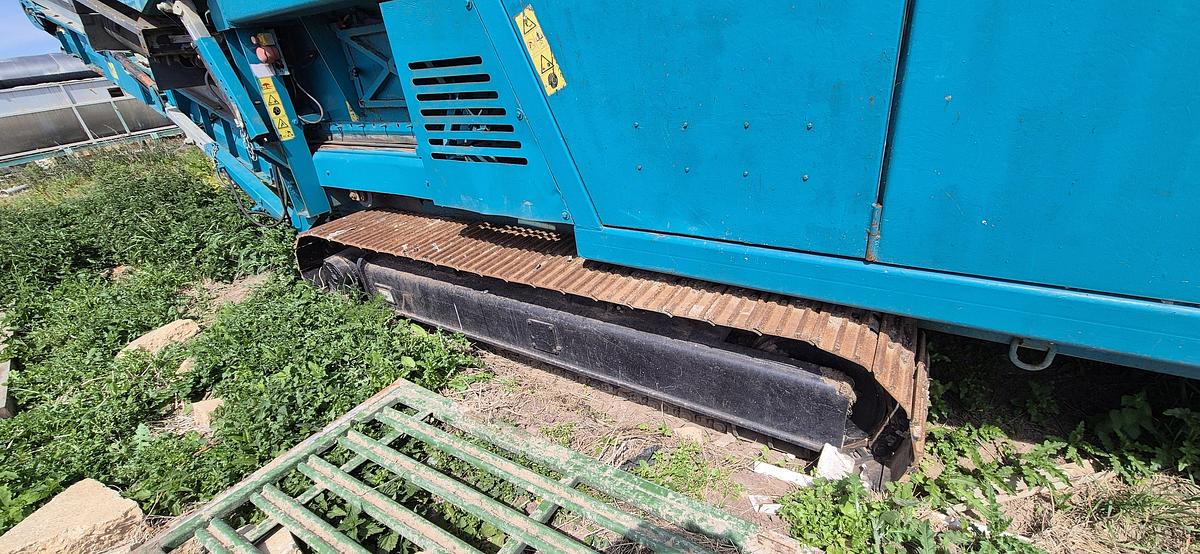 Used 2009 Powerscreen Powershredder 1800