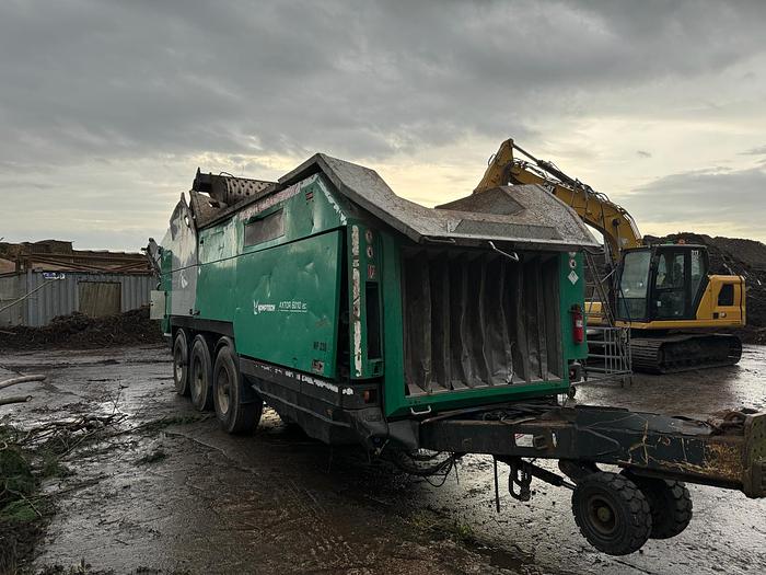 Used 2014 Komptech Axtor 6010 High Speed chipper and shredder