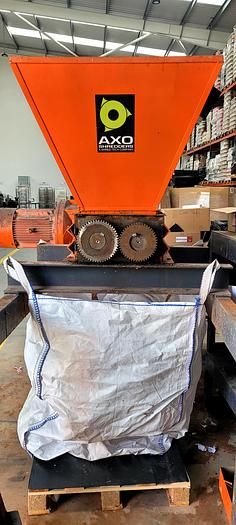 Used 2001 Twin Shat Shredder