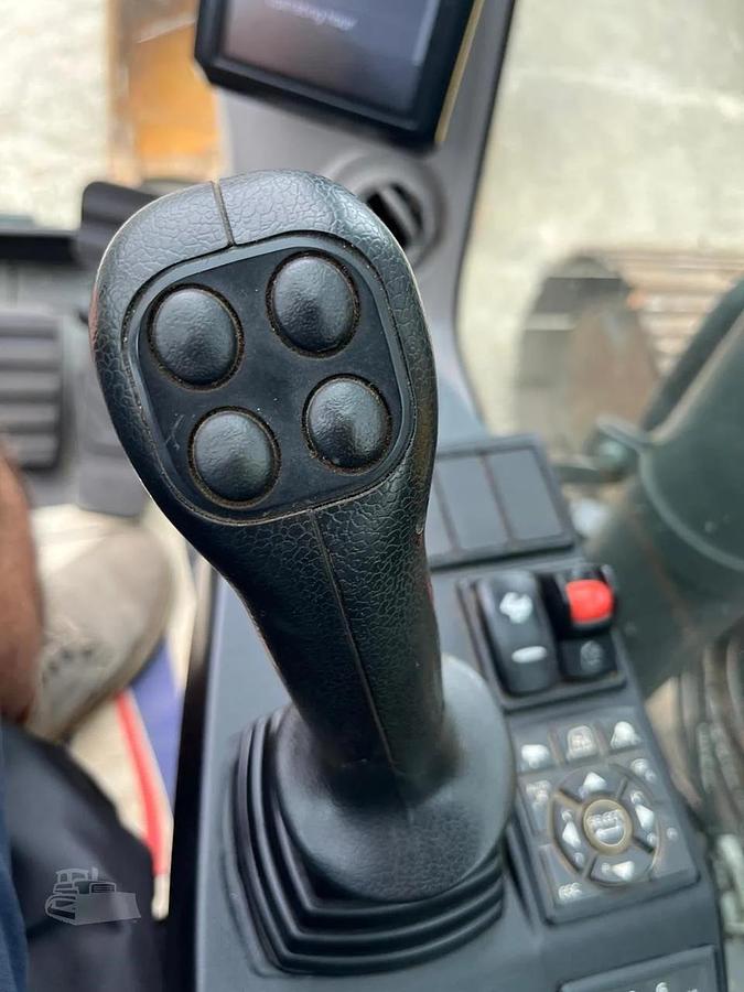 Used 2021 Volvo EC140EL Crawler Excavator 