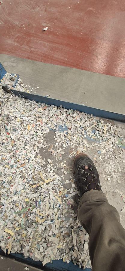 Used 2008 Shred-Tech Twin-shaft Shredder W/2007 PAAL Pacomat 2S Baler & Conveyor