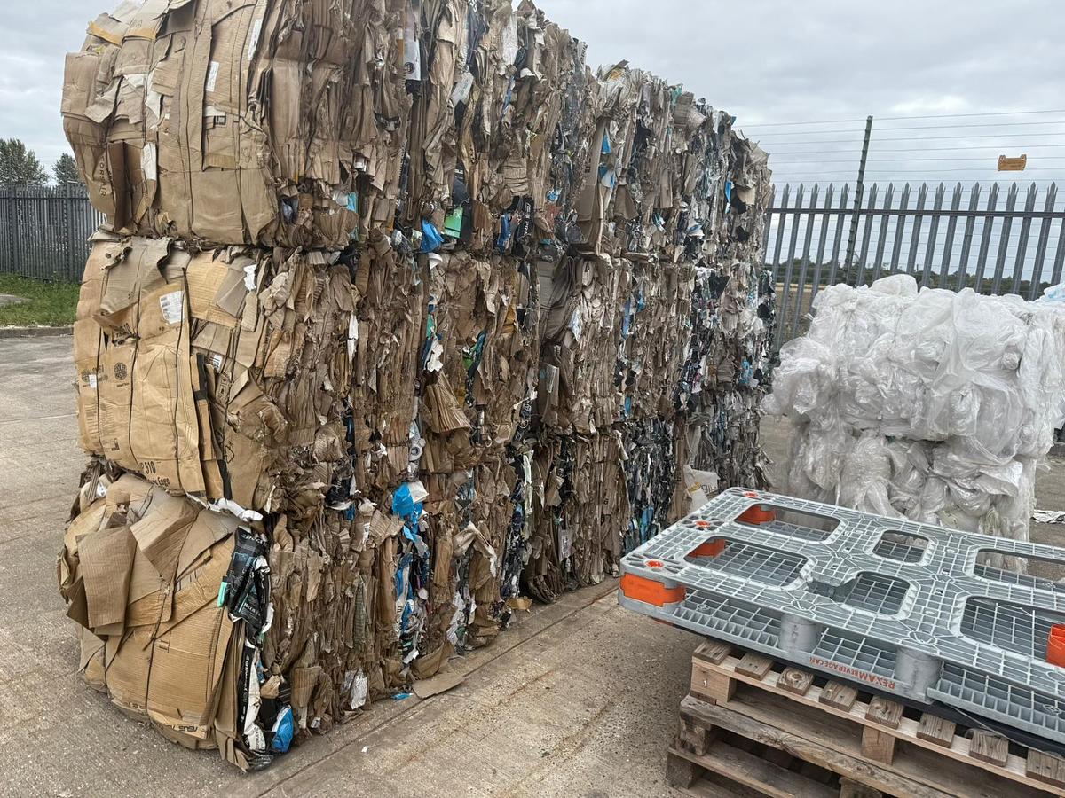 Used 2021 Presto CC40V Automatic Horizontal Chamber Baler 