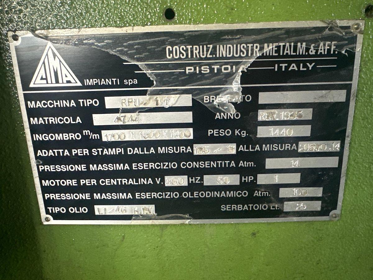 Used Tyre Retreading PCR & TBR Presses Full Plant