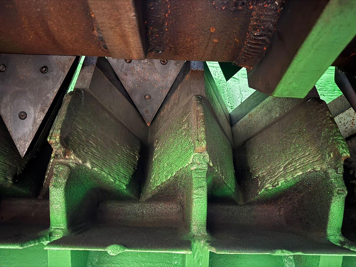 Used 2004 ELDAN Super Chopper SC1412T