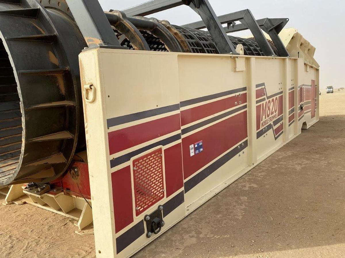 Used 2019 Terex MDS M820 Tracked Trommel Screen Screener