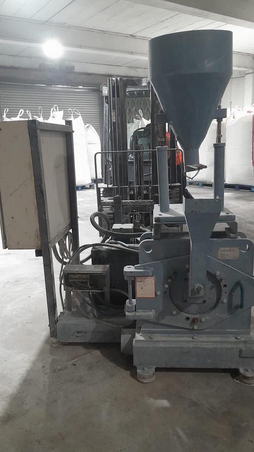 Used 2001 Herbold PU 300 ZR Plastics Pulverizer