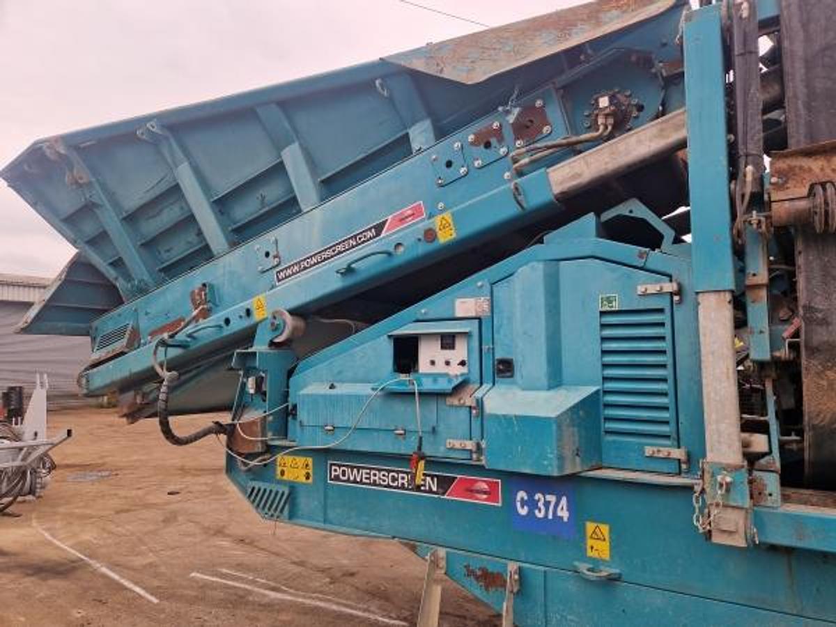 Used 2013 Powerscreen Warrior 1400X Scalping Screen