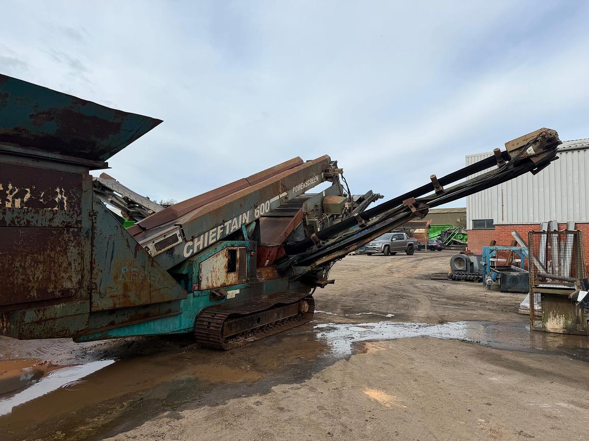 Used Powerscreen 600 3 way split Screener