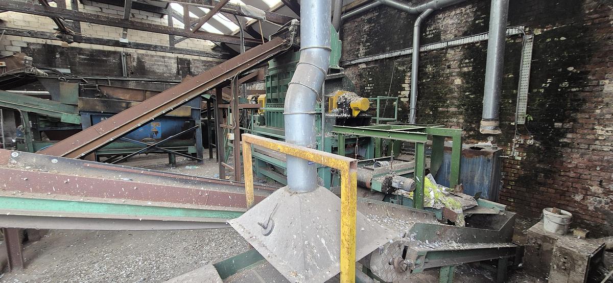 Used 2006 Granutech Saturn  Full tyre recycling line