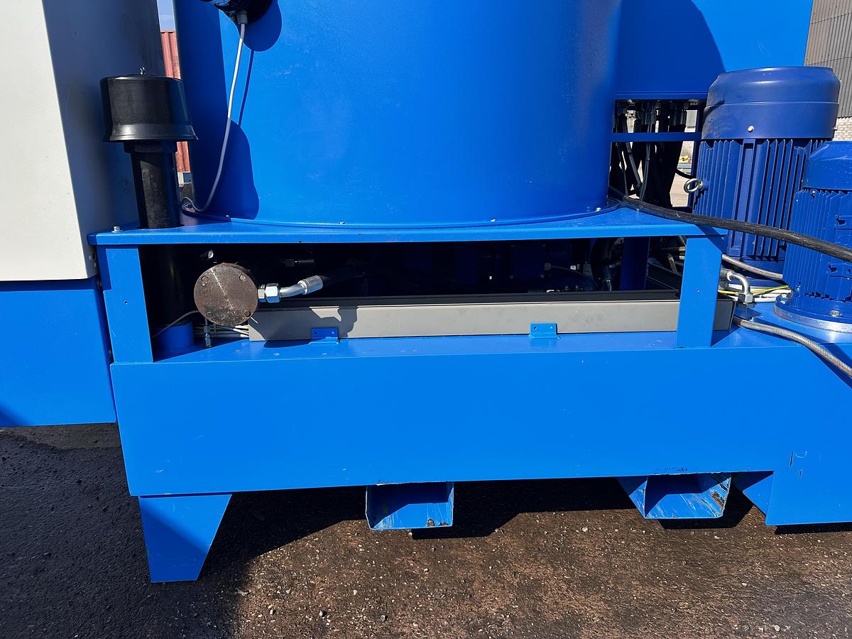 Used 2020 POR Super Oscar Briquetting Press