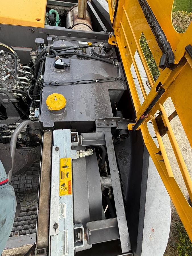 Used 2006 Volvo EW140B Wheel Wheeled Excavator