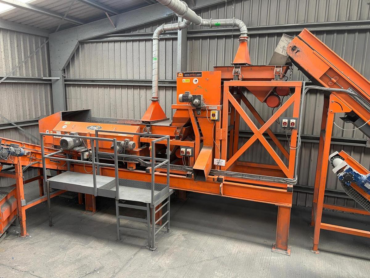 Used 2011 Eriez  X NM-40 magnets and Rear Earth drum