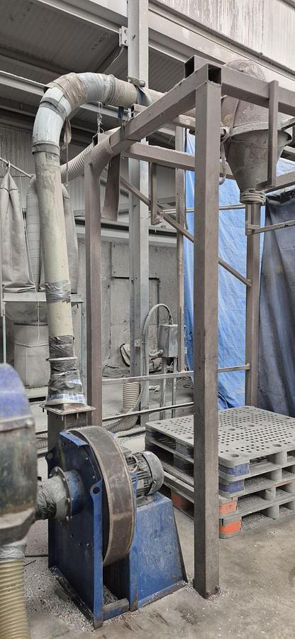 Used Granulator With Bag staind