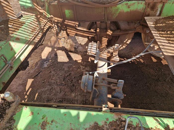 Used 2009 Neuenhauser 2F Mobile Star Screen W/2022 10mm Star Deck 