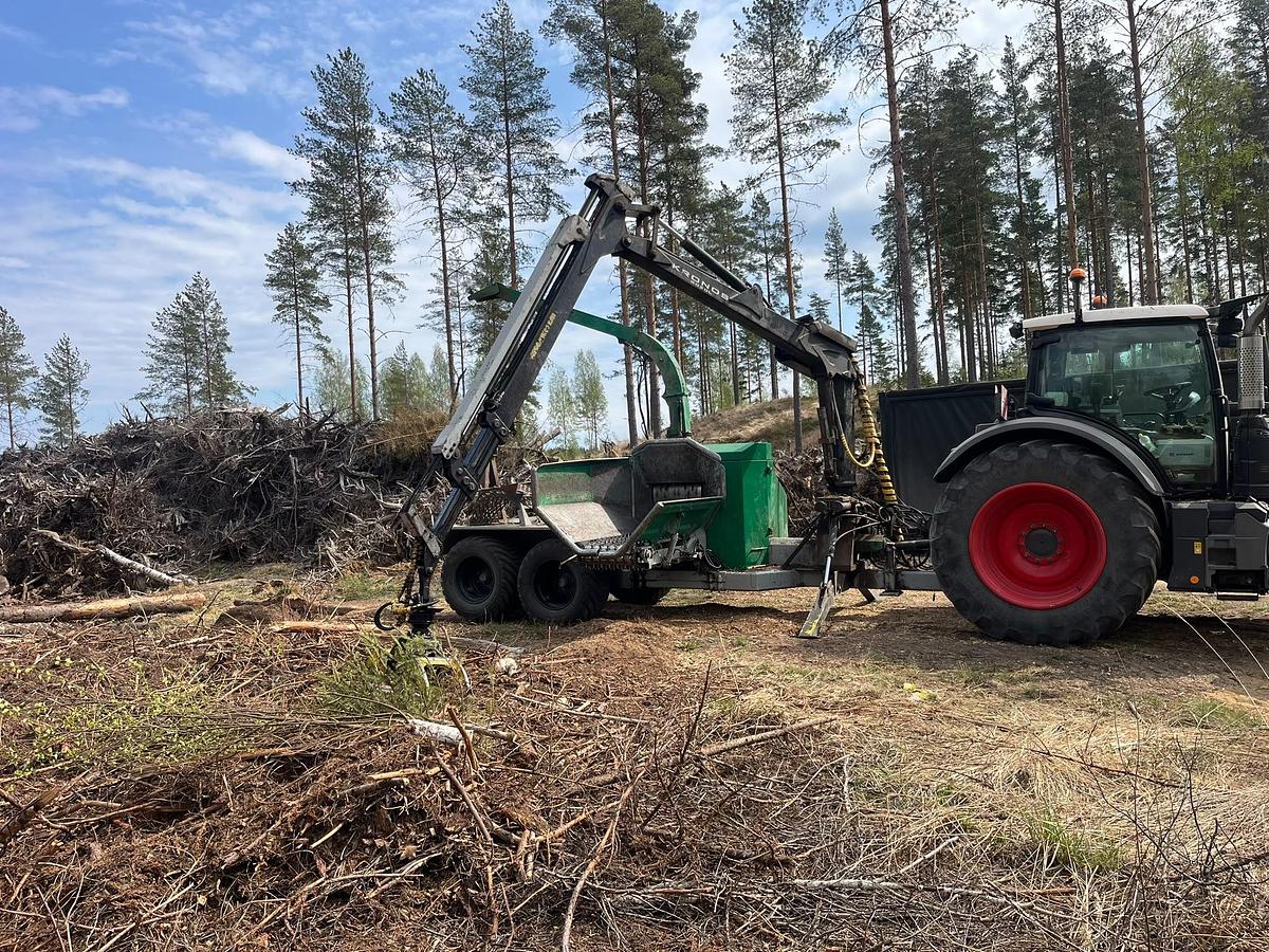 Used 2006 Kesla 4560 Forestry Wood Chipper Shredder