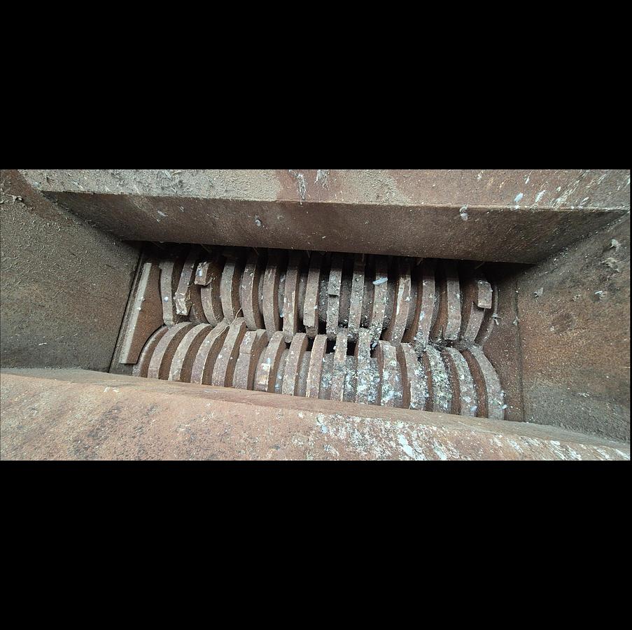 Used 2006 Granutech Saturn  Full tyre recycling line