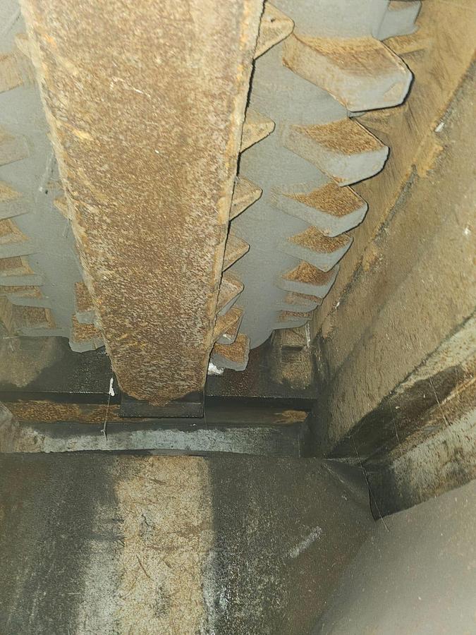 Used Twin-shaft Shredder