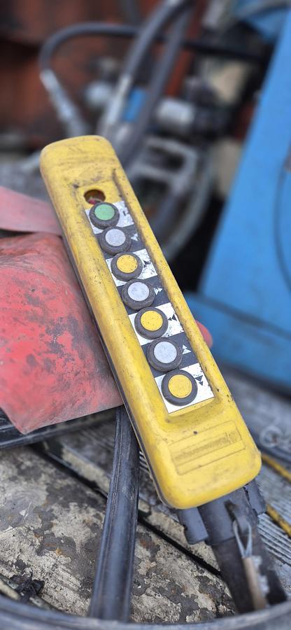 Used 2020 Mobile Twin Shaft Shredder