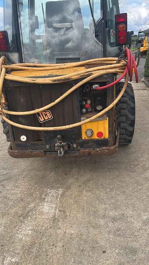 Used 2011 JCB 2CX AM Material Handler