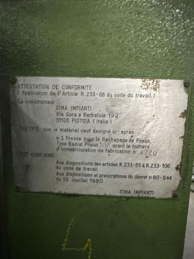 Used Tyre Retreading PCR & TBR Presses Full Plant