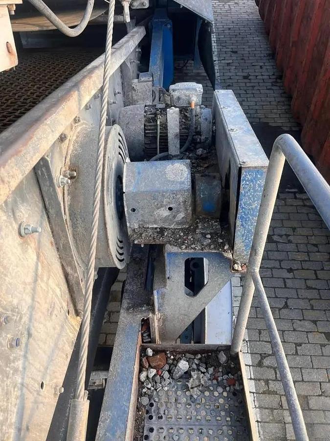 Used 2017 Keestrack R6d Impact Crusher