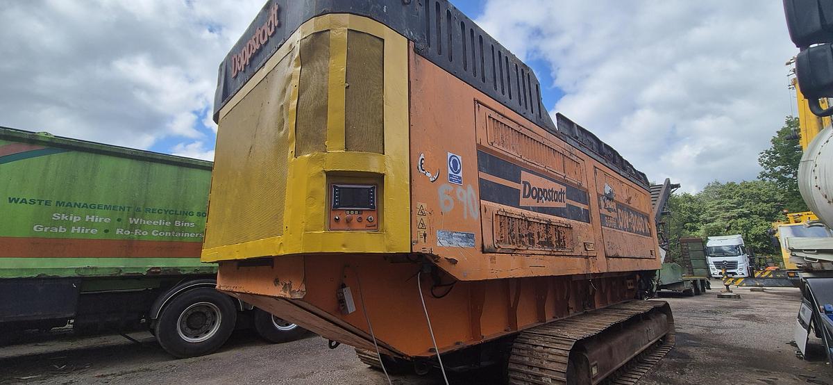 Used 2015 Doppstadt DW 3060 K Slow-Speed Single-Shaft Shredder