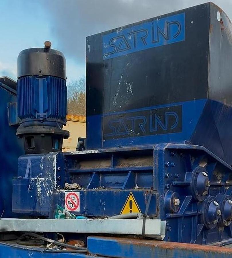 Used 2004 Satrind Tech K7/30 Three-Shaft Shredder