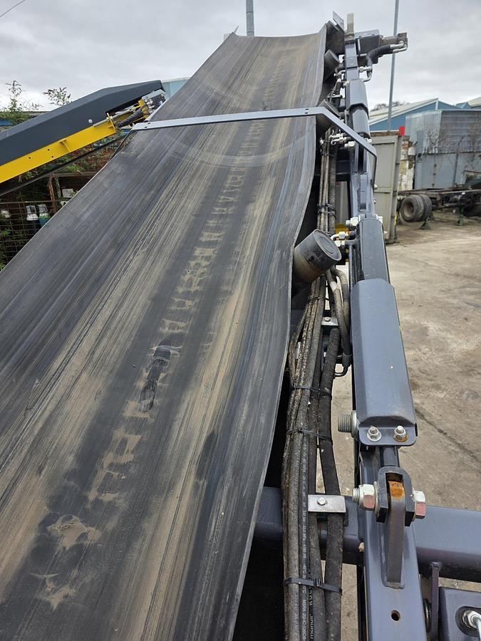 Used 2023 Tesab 1340 Track 2 Deck Scalping Screen Screener