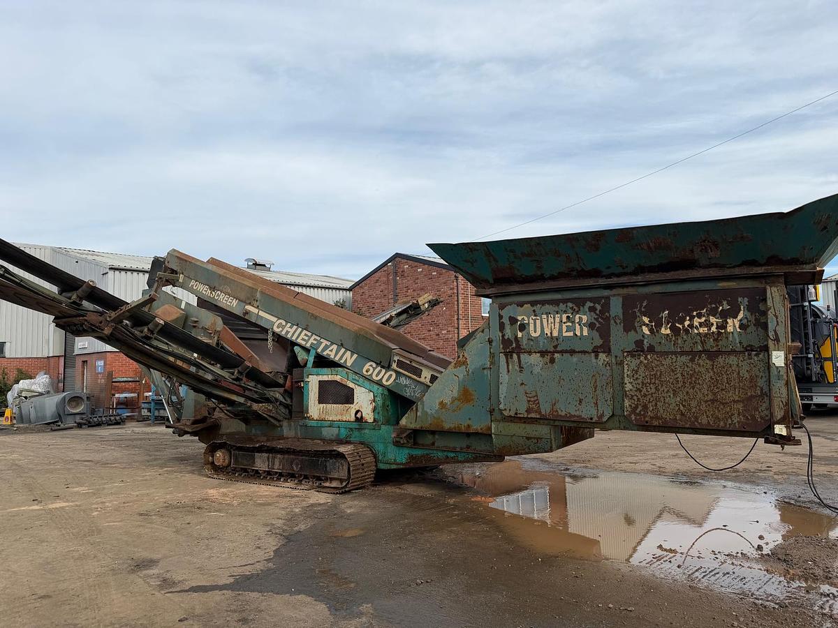 Used Powerscreen 600 3 way split Screener