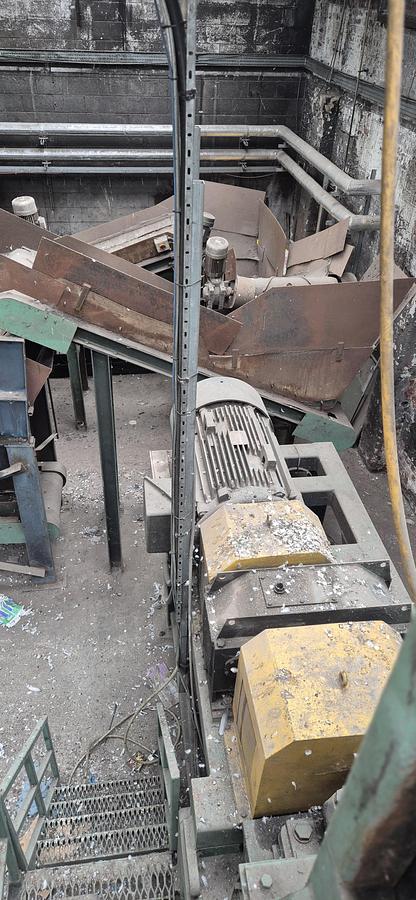 Used 2006 Granutech Saturn  Full tyre recycling line