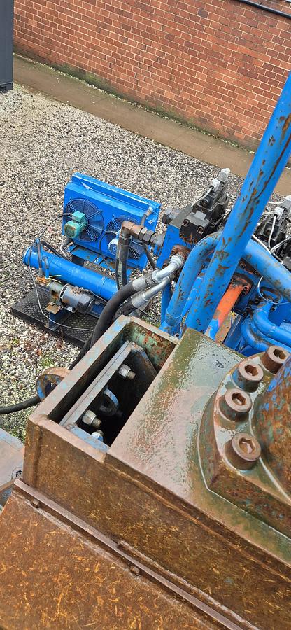 Used Harris TGS 3 Ram baler