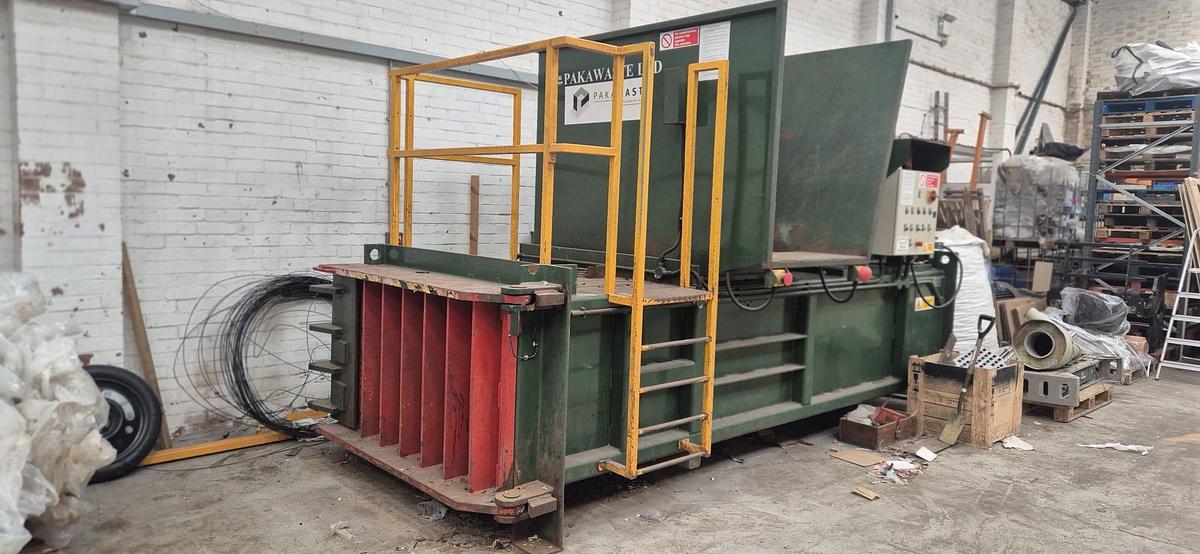 Used Pakawaste LD 60 CC Baler