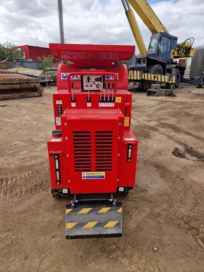 Used 2024 Red Rhino 4000 Tracked Jaw Crusher
