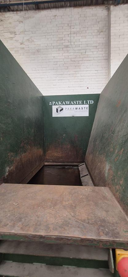 Used Pakawaste LD 60 CC Baler