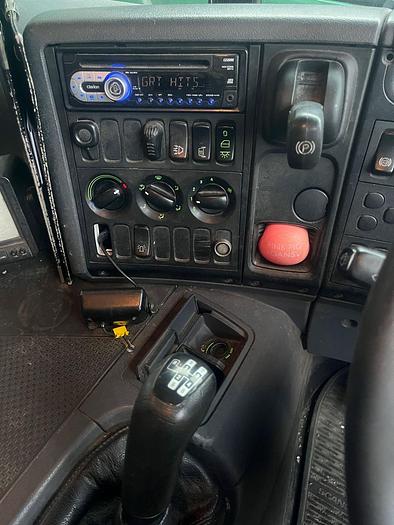 Used 2006 Scania 18t AXO 608 Twin-shaft Paper Shredding Truck Confi-shred