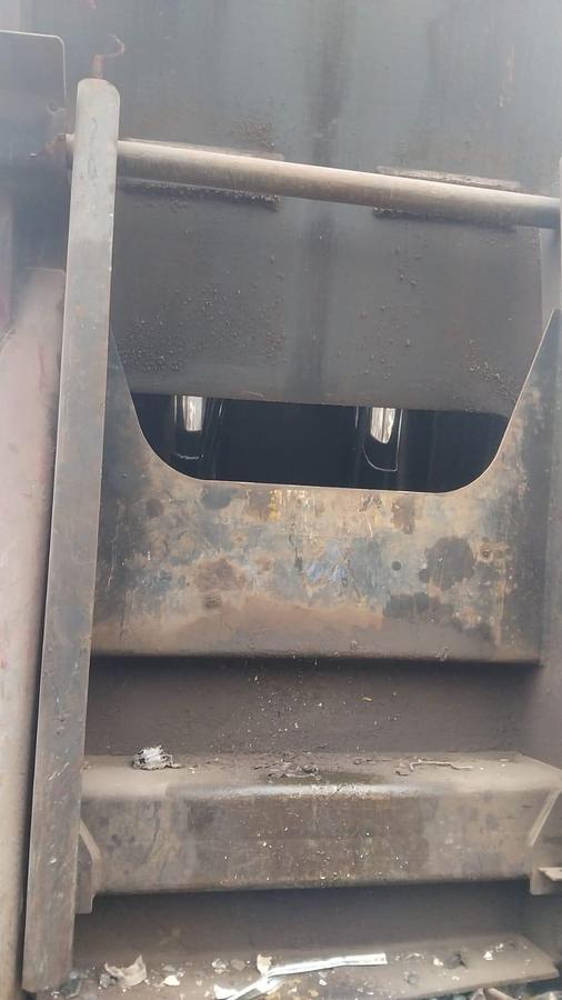 Used 2011 Bonfiglioli Squalo 2000 Incline Shear