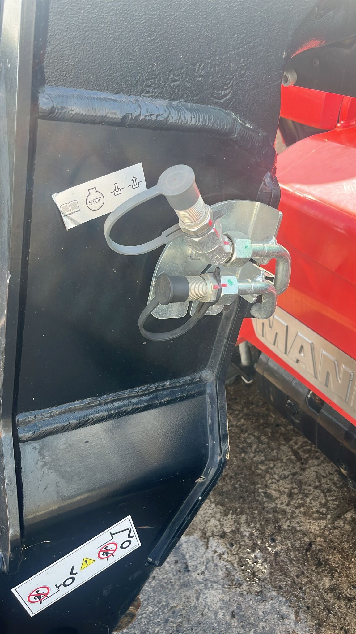 Used 2023 Manitou MT 625 H Compact Telehandler