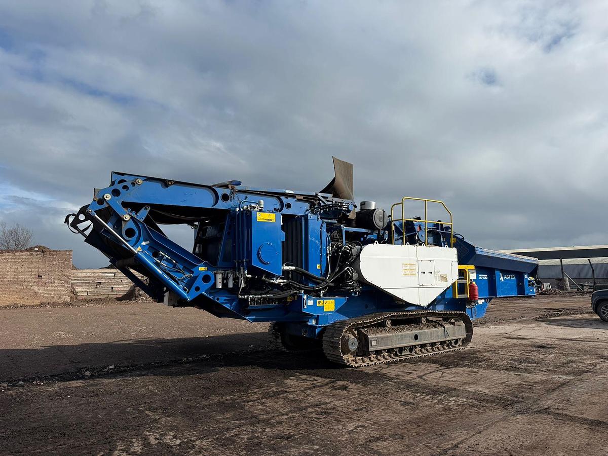 Used 2021 Peterson 2710D Tracked Horizontal Grinder Shredder
