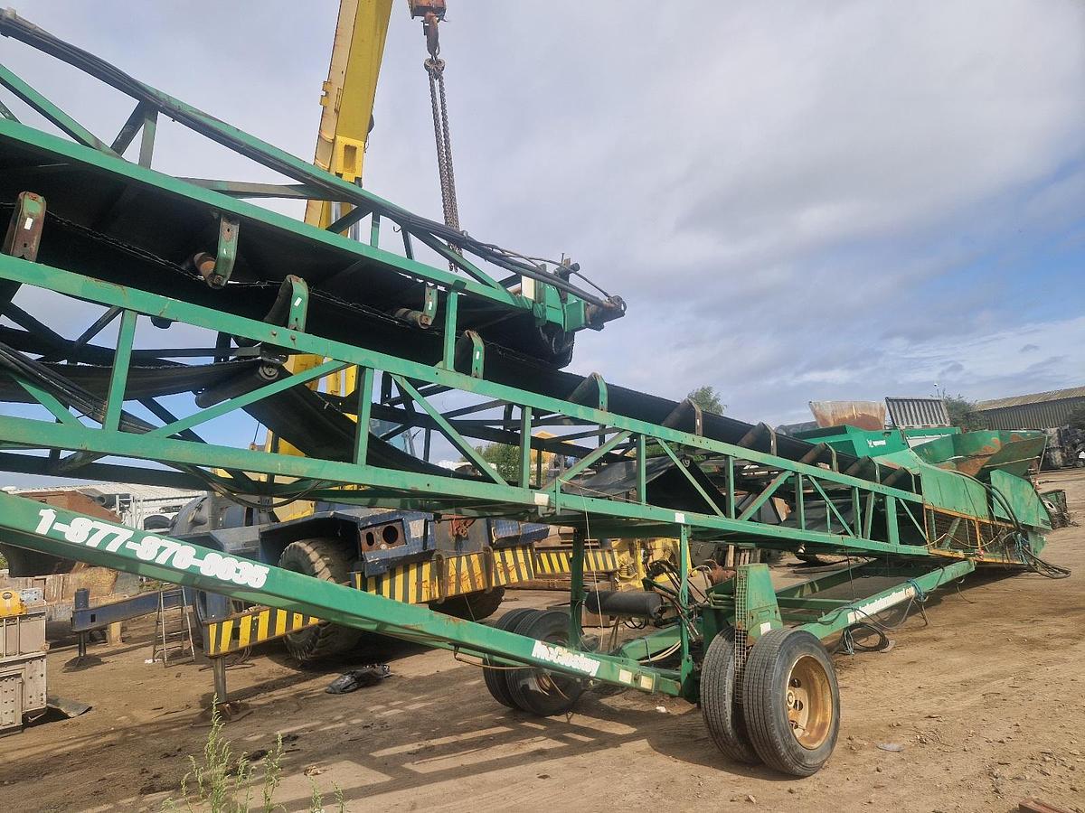Used 2011 McCloskey ST80 Mobile Stockpiling Conveyor