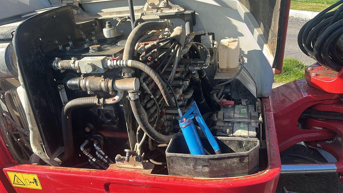 Used 2020 Takeuchi TB260 Compact Excavator