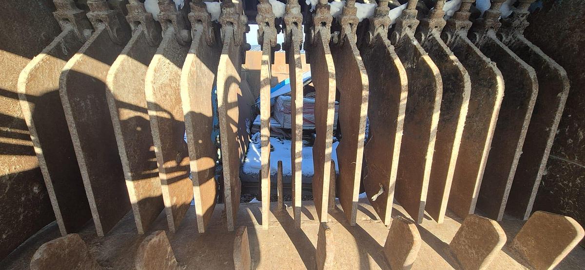 Used EMS Bag Splitter