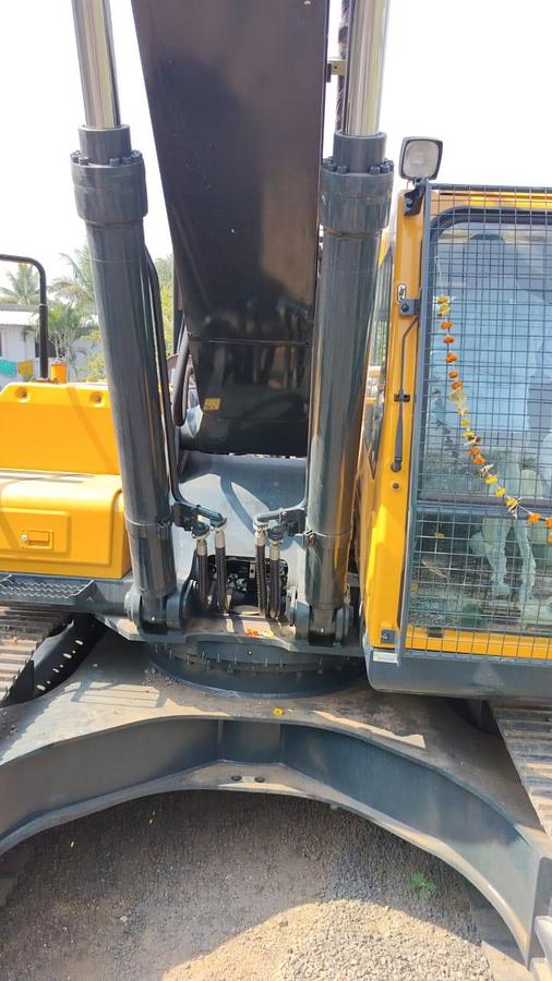 Used 2025 Hyundai 340L SMART Excavator 