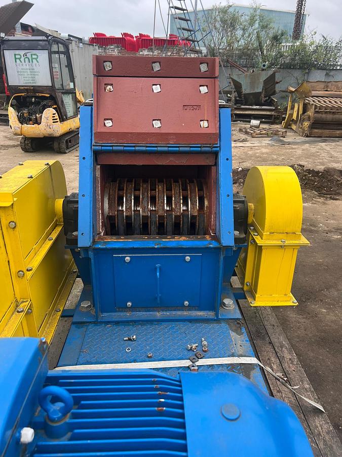 Used 2019 BJD Hammer Mill Crusher 24 x 20