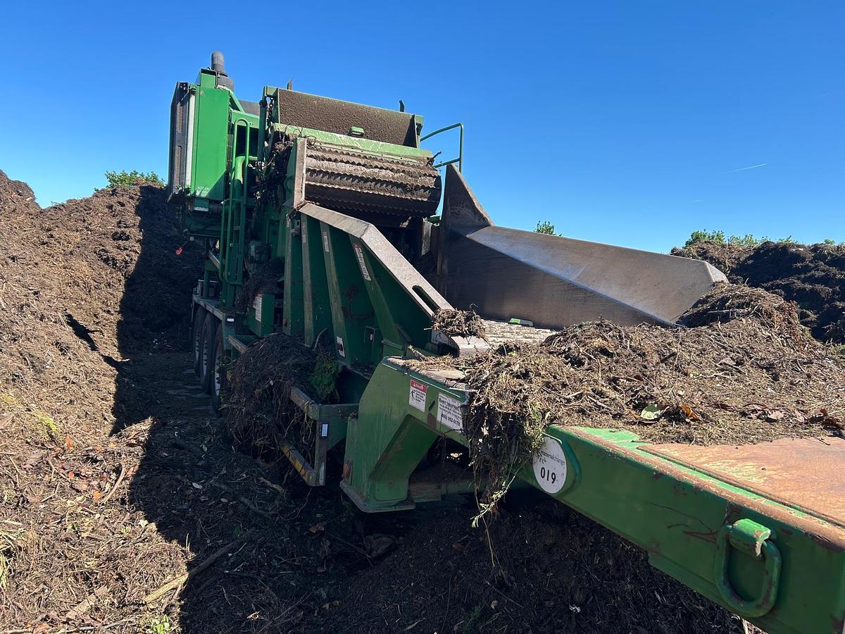 Used Bandit Beast Horizontal Grinder Shredder