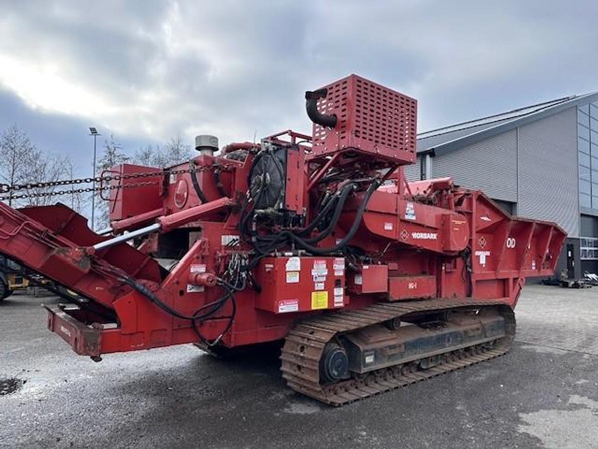 Used 2016 Morbark 3200 Wood Hog Horizontal Grinder Shredder